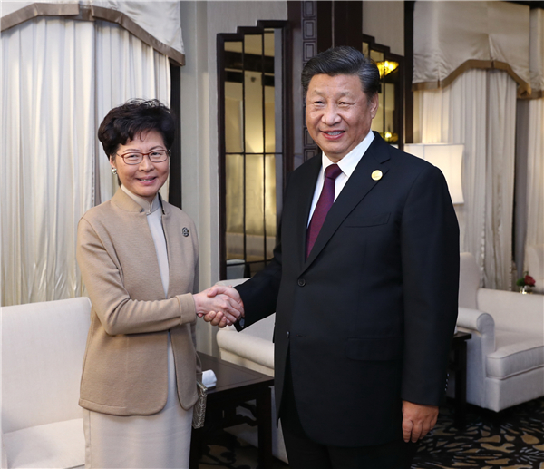 習近平會見林鄭：止暴制乱是香港当前最重要任务