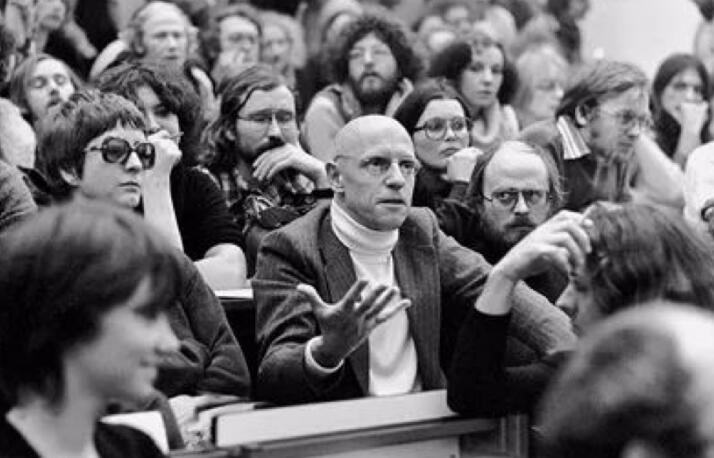 从沈从文到福柯，这些大师们上课点名吗?