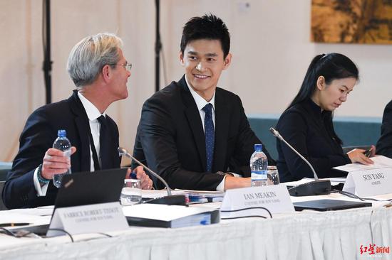 孙杨出席听证会 兴奋剂检查官被律师问到哑口无言