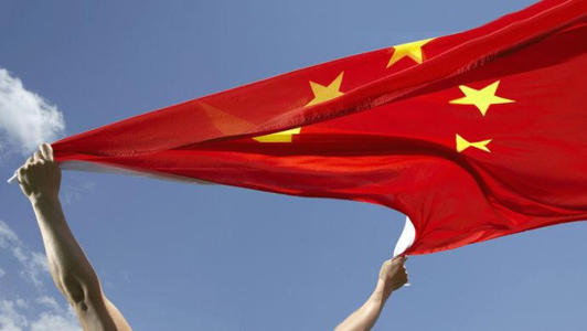 发挥外交影响力靠什么
