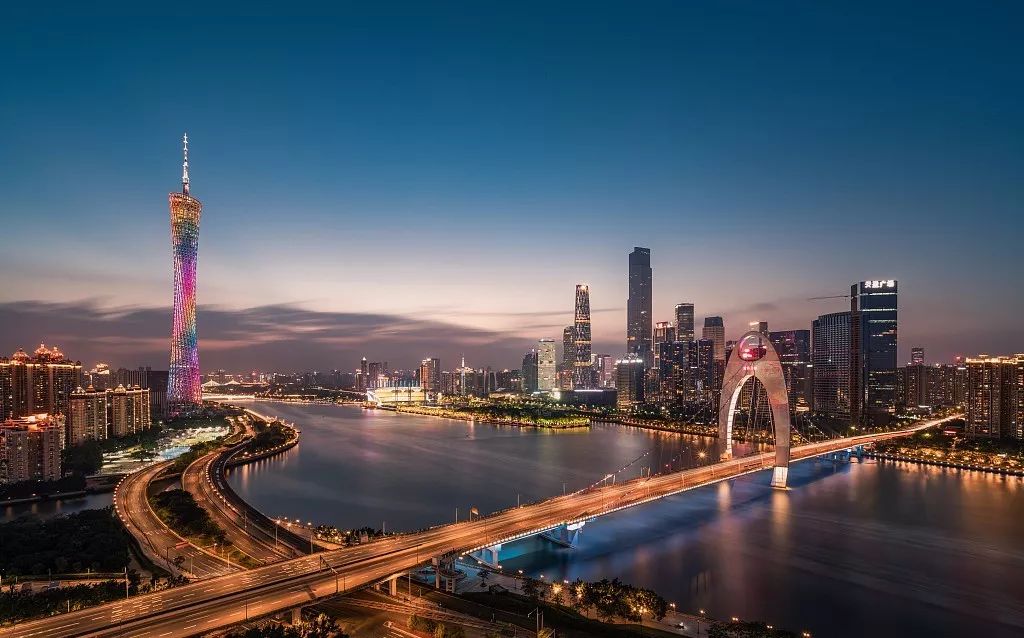 广州的江湖，必须是“人字拖阿伯”的天下