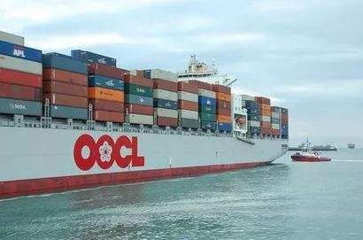 東方海外派特別息 股價急升13%