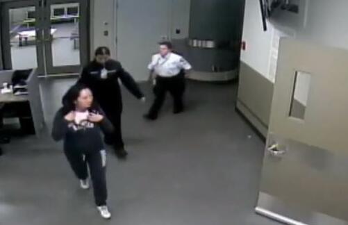 加拿大非法逮捕孟晚舟文件曝光，手机信息被送至FBI