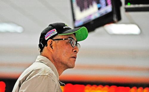 【午評】三大指數震蕩走高滬指漲0.06% 胎壓監測概念領漲