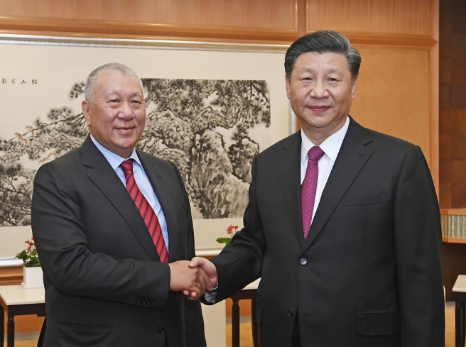 習近平讚何厚鏵肯定林鄭