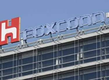 富士康员工盗卖iPhone瑕疵零部件获利3亿？鸿海:在查