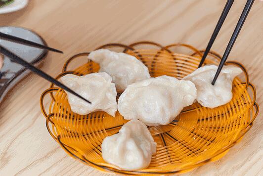 南北方人又吵起来了!冬至到底是吃饺子还是汤圆?