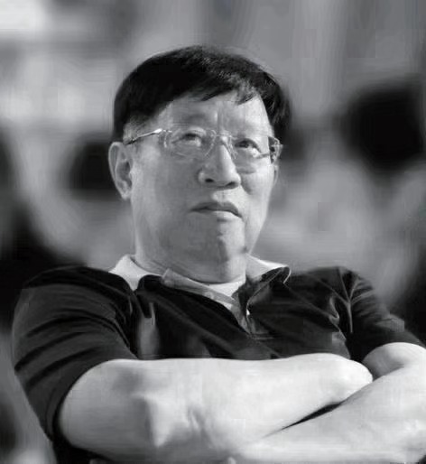 【梁莊賞詩】何進之《關於光》