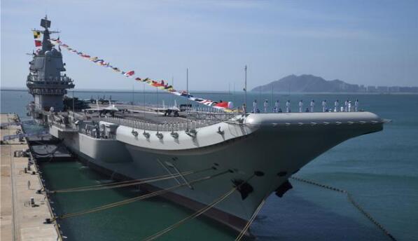 国产航母山东舰航经台湾海峡 蔡当局渲染威胁