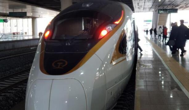  京张高铁今正式开通运营