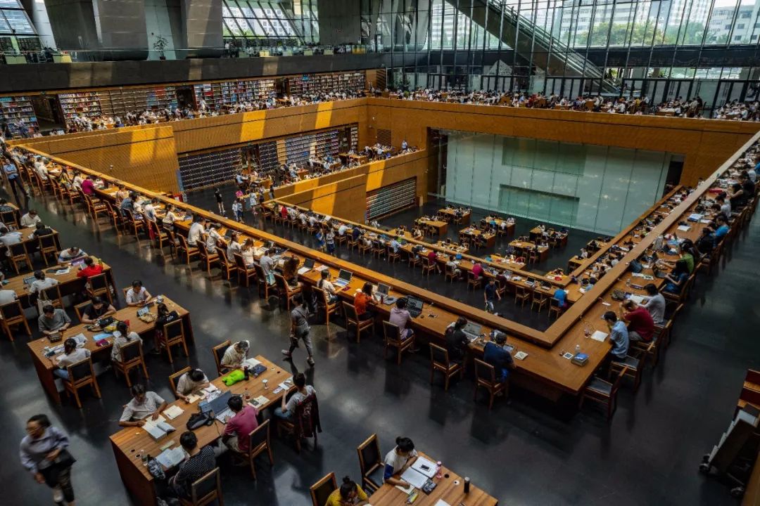 《2019·习近平的信札》之国图专家篇丨一纸情长润书香