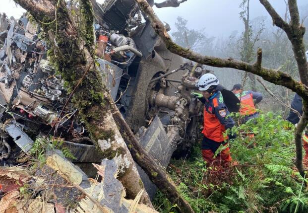 台军44架黑鹰直升机全面停飞，美国制造商：将协助调查