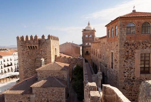 隐藏的伊比利亚 | 卡塞雷斯: 塔楼与鹳鸟之城 