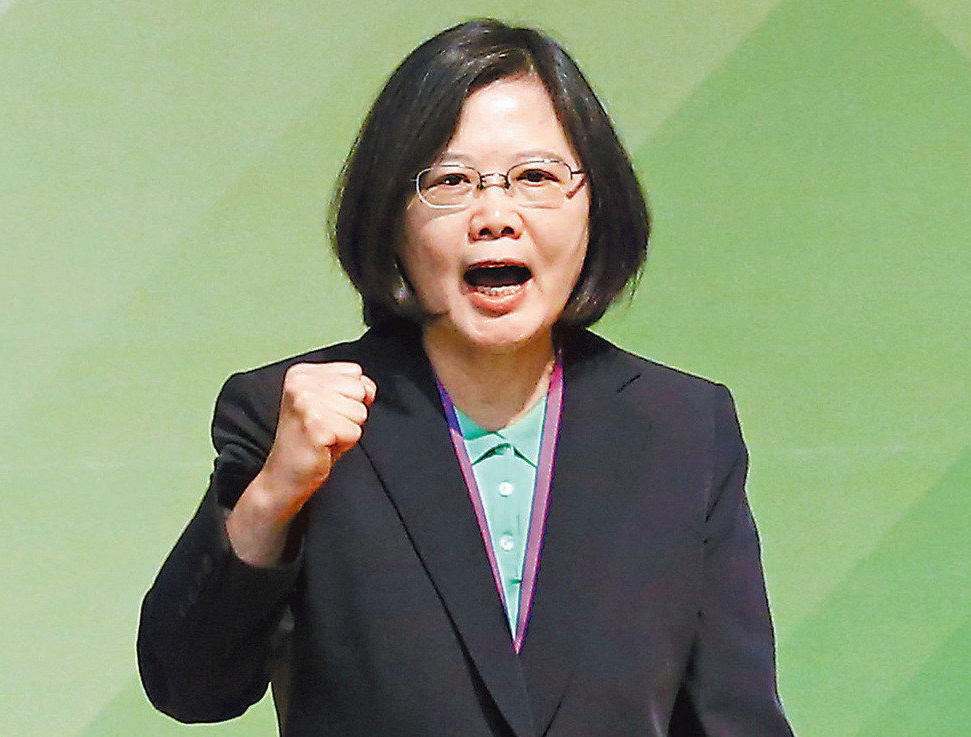 蔡消費香港欺騙選民害苦台灣