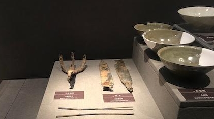 杭州出土文物展首现陪嫁青瓷“洗脸盆”