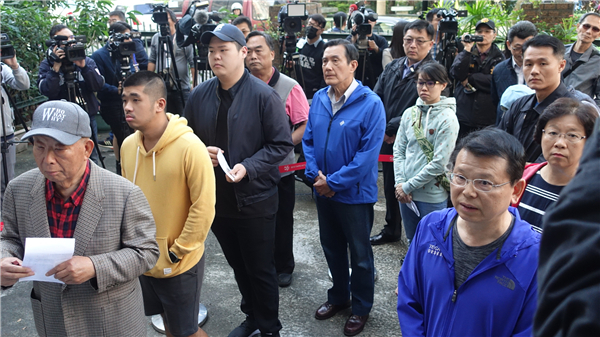 直擊台灣大選：陪馬英九投票記