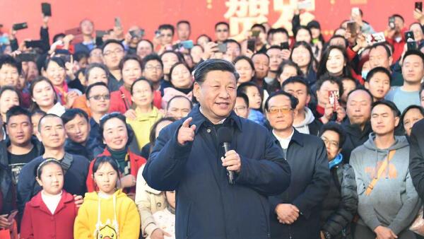 习近平向全国人民拜年