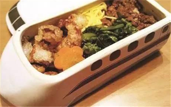 铁路餐饮“按需供给”才能实现双赢