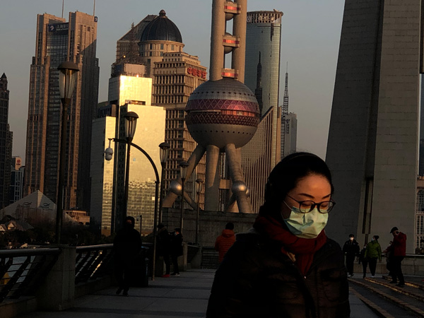 疫情应急响应下，民间参与的角色、价值与反思