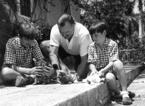 海明威：“高烧一百度”是种什么样的体验？