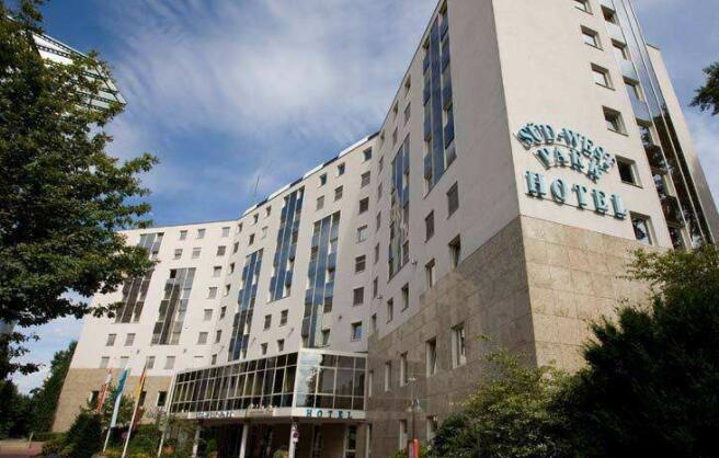 West Park本周五次輪銷售推10餘伙