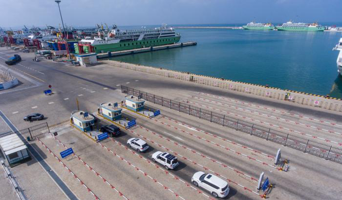 海南春运进出岛客流大幅下降 预计疫情现拐点后迎返程高峰