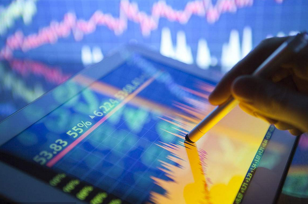 李扬：疫情是意外冲击 中国股市吸引力不减