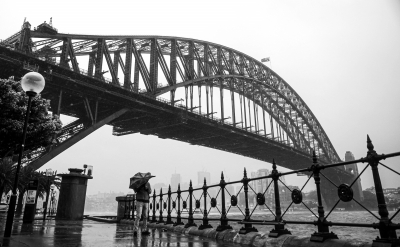 澳大利亚及时雨可灭火不解渴