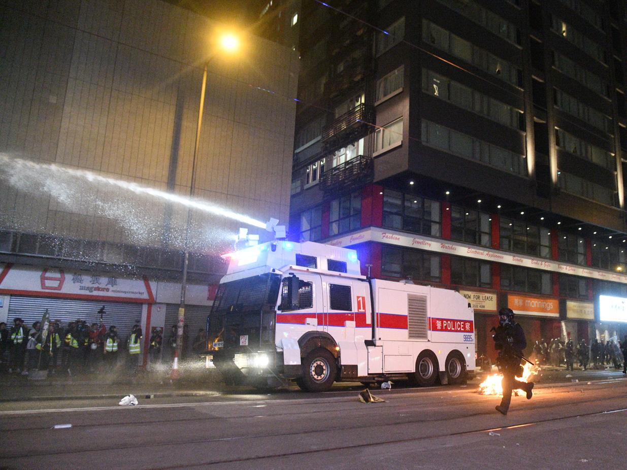 港台抹黑警隊居心叵測
