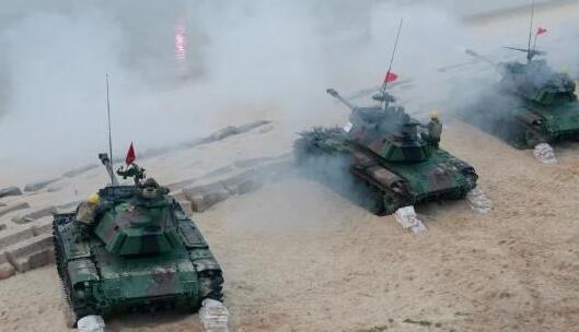 台军在金门前线进行实弹射击