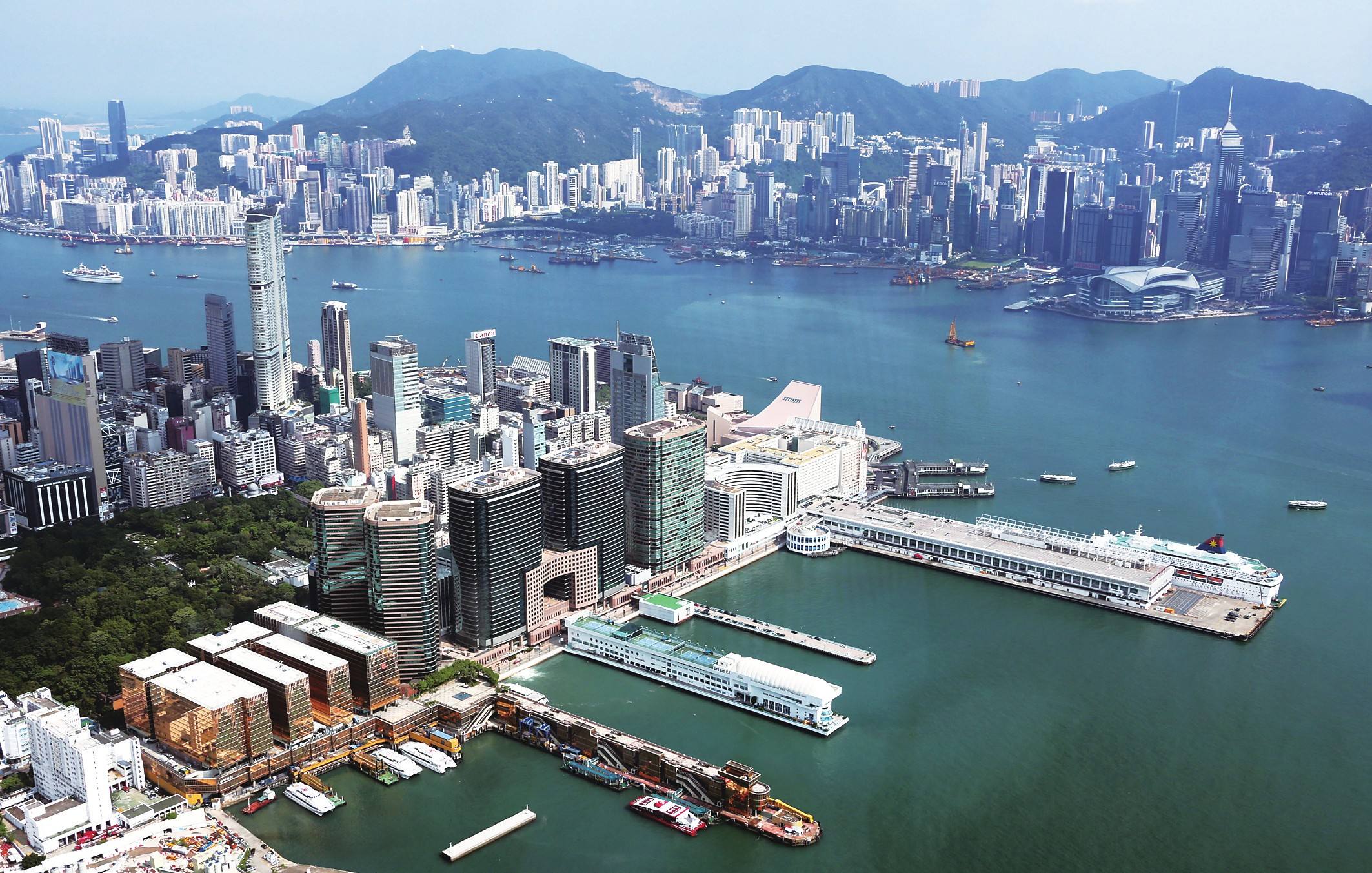 渣打下調香港今年GDP預測 首季按年收縮6%
