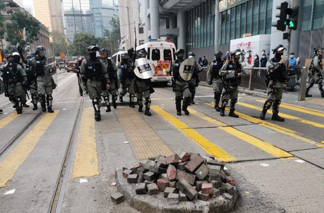 責警預算增？暴徒一手促成！