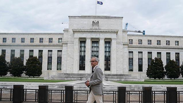 因應疫情變化風險 美国聯儲局急減息半厘 金管局跟进