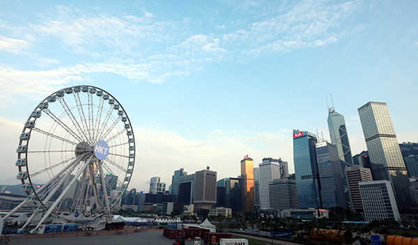 甲廈租售價連跌8個月 上環金鐘成重災區