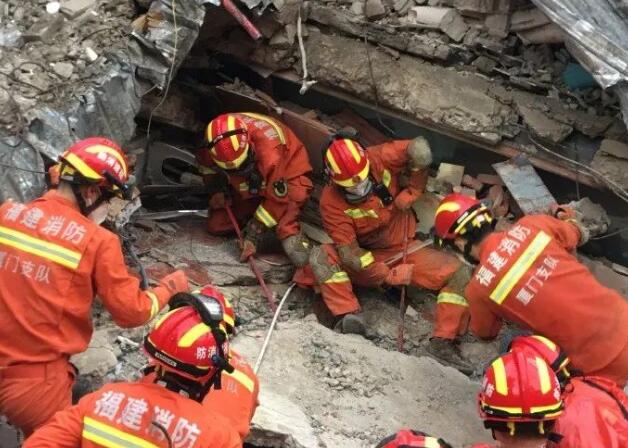 泉州酒店坍塌已救出61人 其中20人死亡