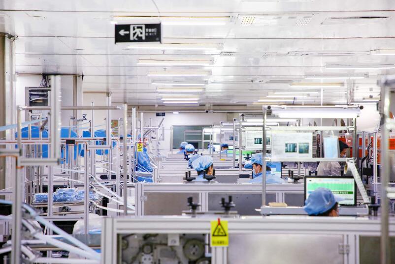 為抗疫助力，比亞迪建全球最大量產口罩工廠