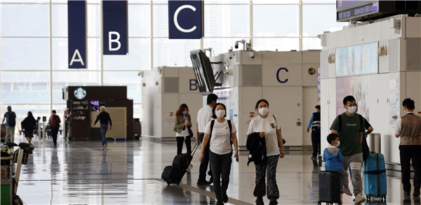 港增9宗確診多有外遊紀錄 留學生湧返憂第二波爆疫