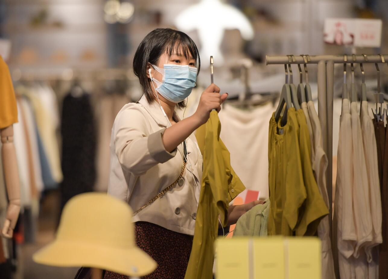 中央地方聯合發力消費「暖春」料將到來