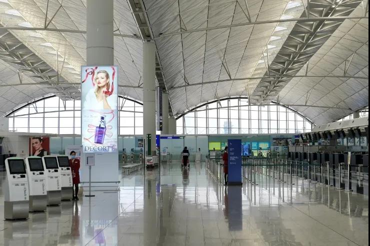 機場舖：怎一個慘字了得