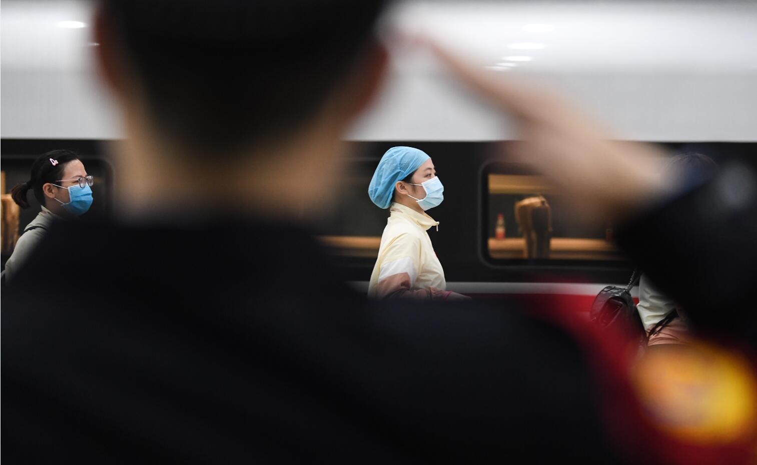 內地確診及疑似雙清 援鄂醫療隊已撤1.2萬人 實現零感染