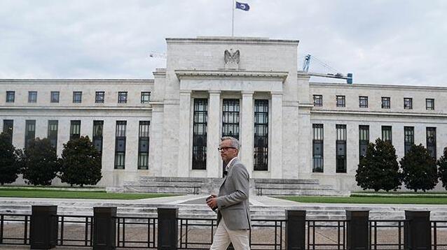 美联储：本周将每天购买750亿美元的国债和500亿美元的机构住房抵押贷款支持证券