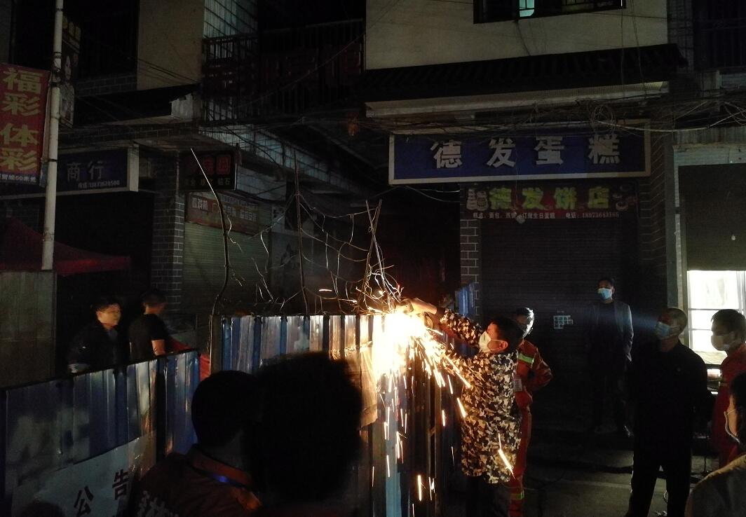 离鄂通道打通 鄂湘省界黄山头镇卡点拆除