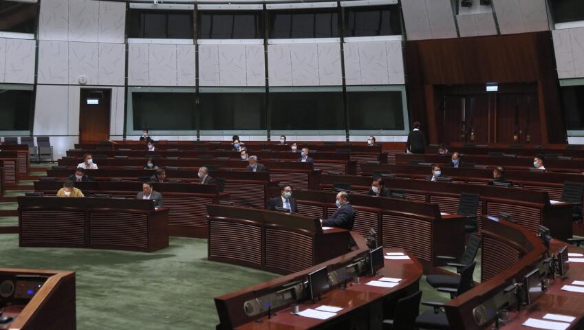 立法會通過2159億臨時撥款議案 泛民削警撥款修訂被否決
