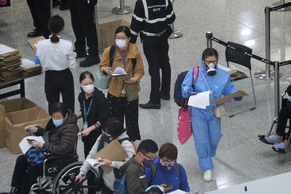 本港新增24宗確診個案 19人有外遊 累计411宗