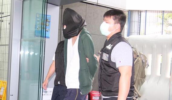 針筒刺傷港鐵職員 3男女被拘