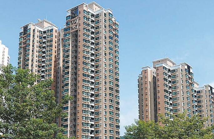 申報健康量體溫 準買家分隔睇樓