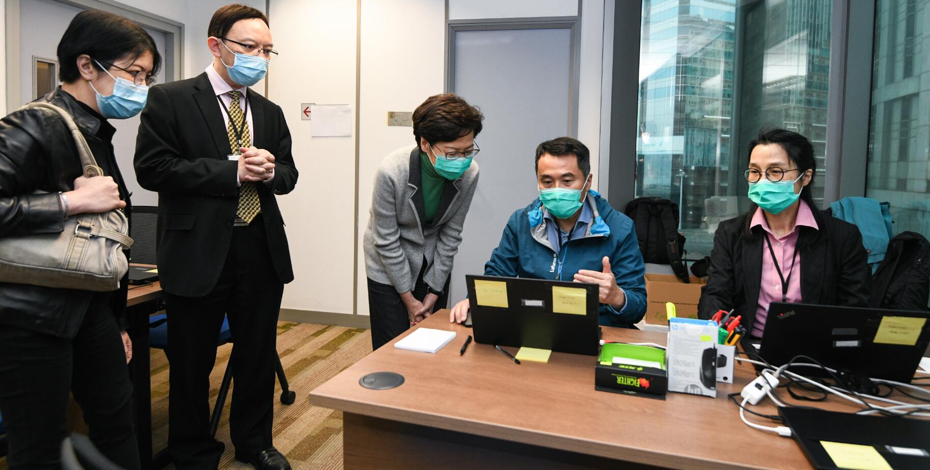 林鄭呼籲檢疫人士自律