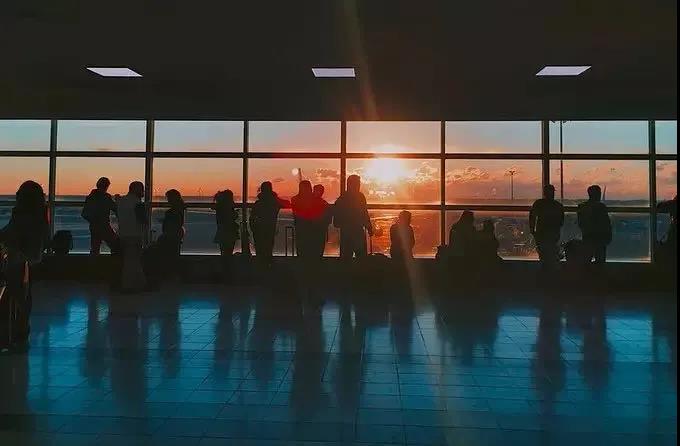 142万留学生滞留海外，包机回国需要解决的阻碍是什么？