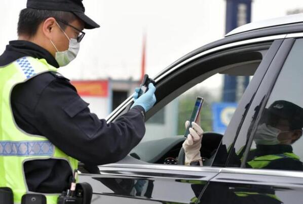 出现持湖北绿码被确诊案例后，多地对湖北返程者加强核酸检测