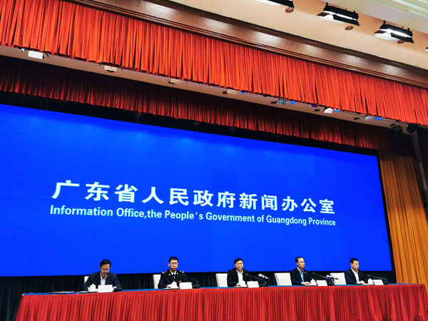 粵港澳跨境貨運司機等特定人員入境廣東全部實行核酸檢測